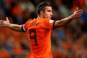 欧博-王者加冕！詹姆斯率队横扫塞尔维亚，强势问鼎冠军引爆全球热议